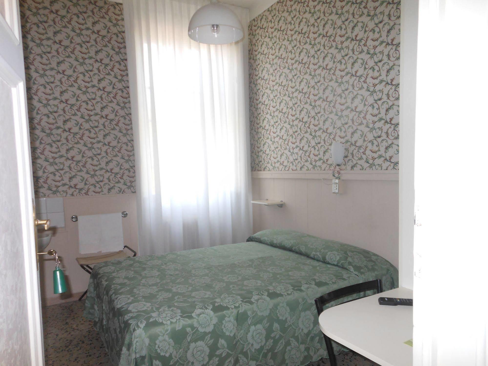 Hotel Stipino Lucca Esterno foto